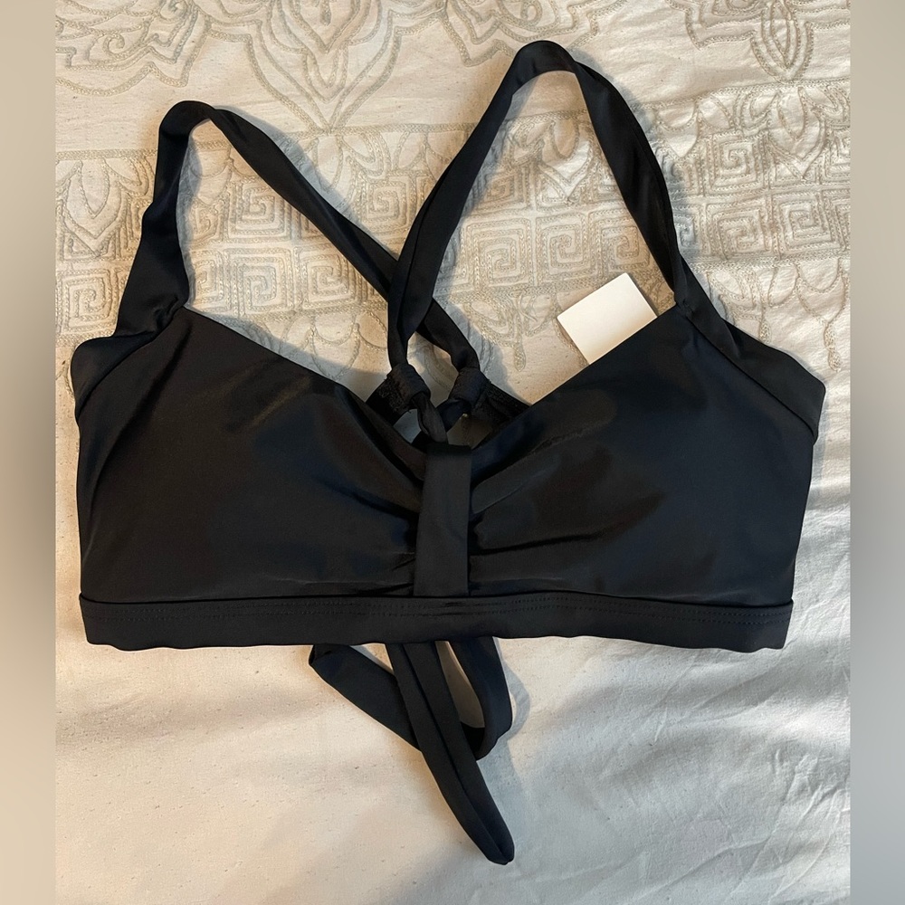 Black bikini bra